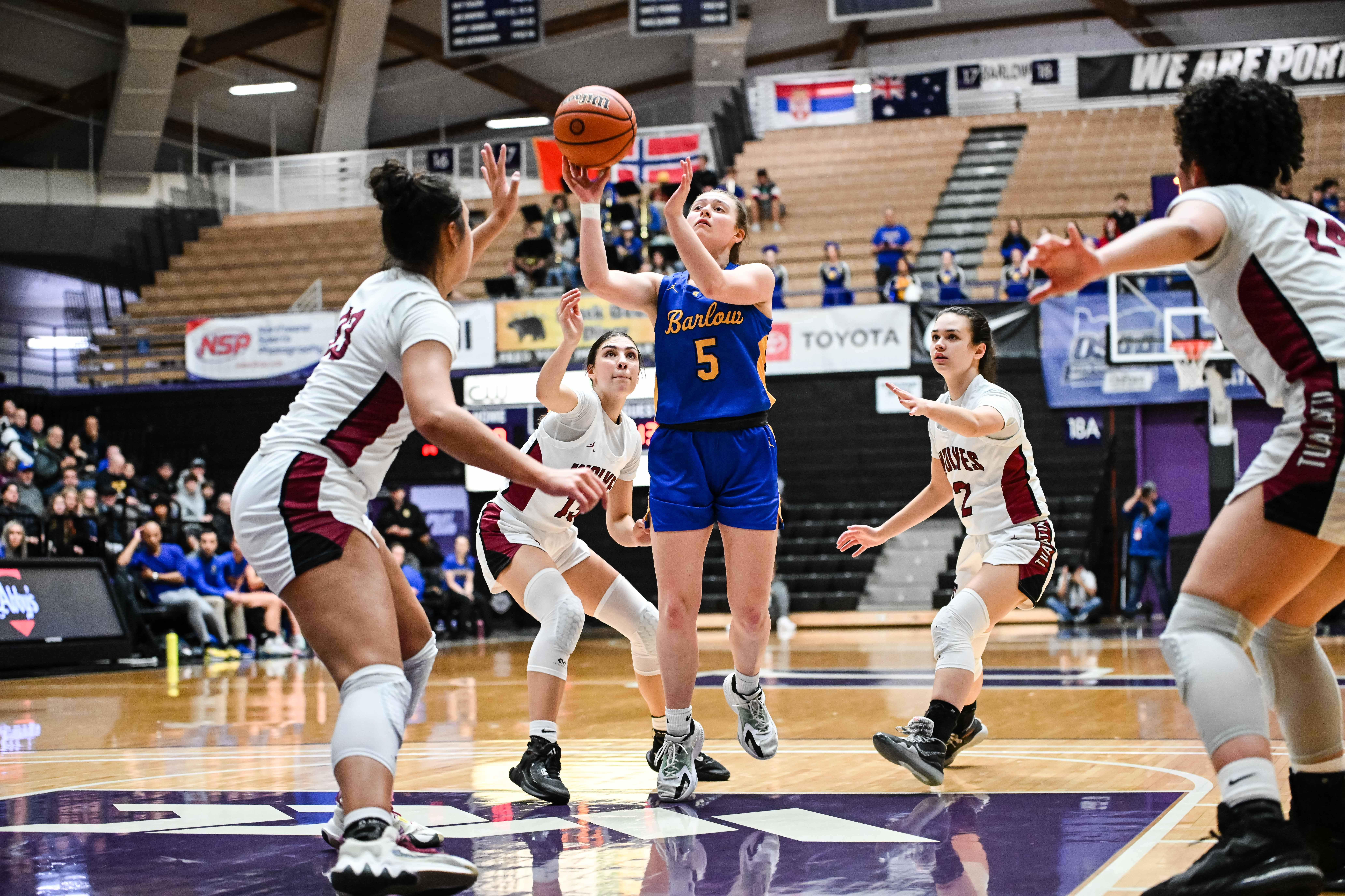 Barlow Tualatin 6A Oregon girls basketball quarterfinal Naji Saker -51